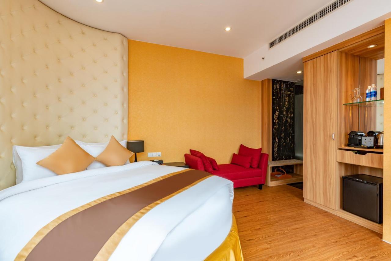 Bay 4* TP. Hồ Chí Minh