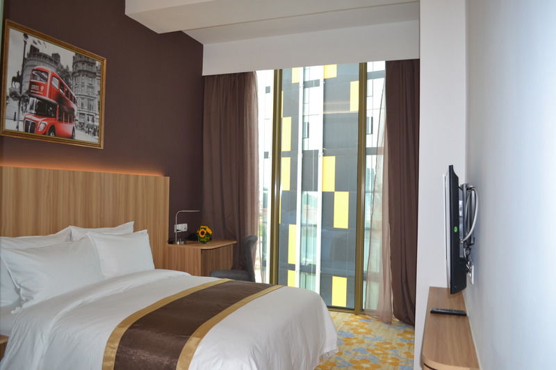 Khách sạn Bay 4*