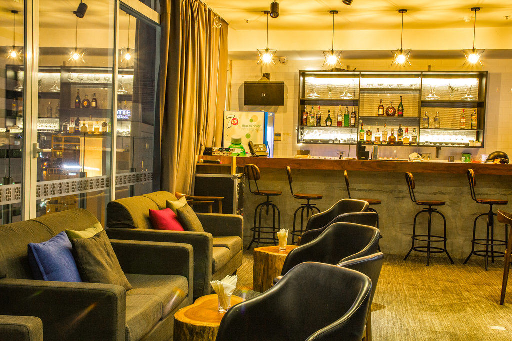Khách sạn Bay 4*